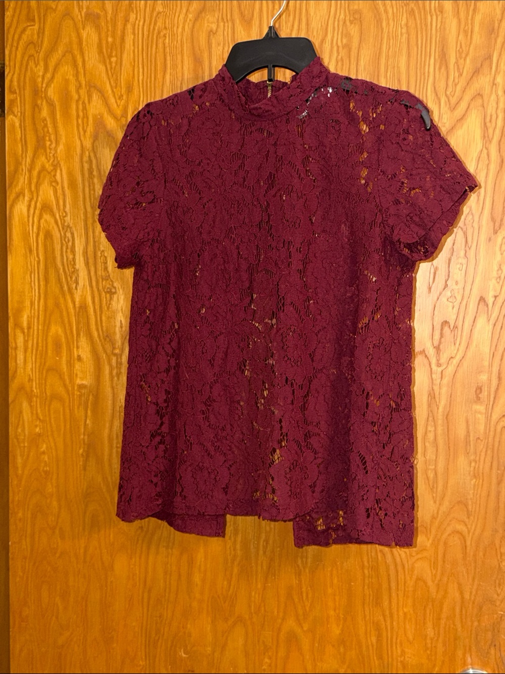 Women's Burgundy Lace Short-Sleeve Blouse